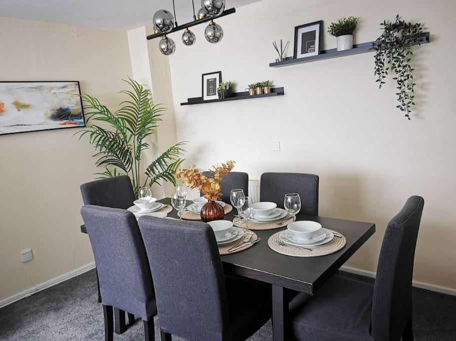 Cozy Near O2 Arena Gasthuis